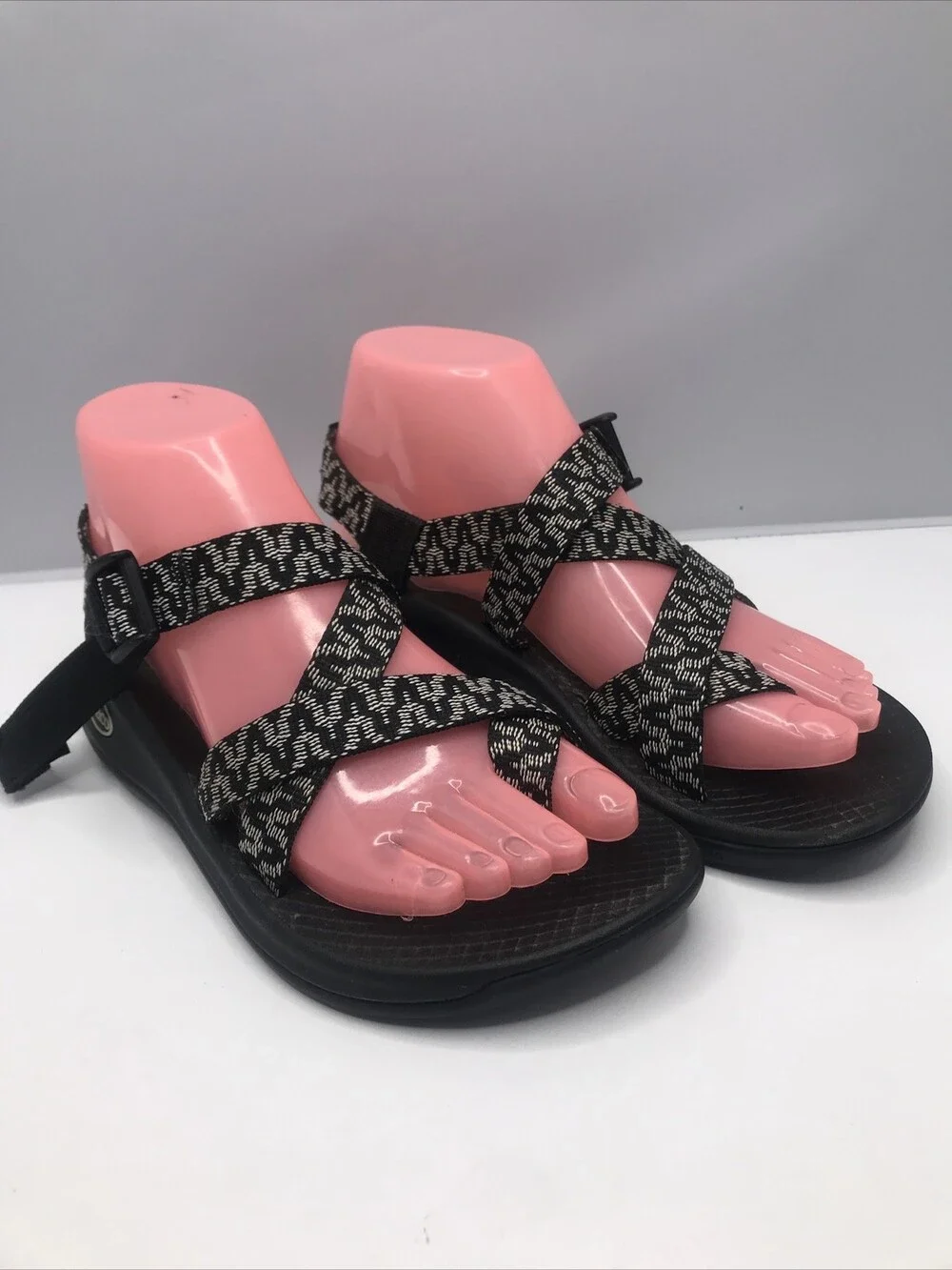 Chaco Z/1 Classic Sport Hiking Sandals Aztec Print Women's Size 6